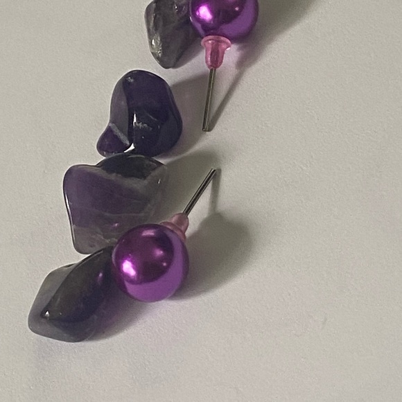🎈Sale 🎈2 for $10 NWOT bright purple shiny medium size ball post earrings - Picture 2 of 6